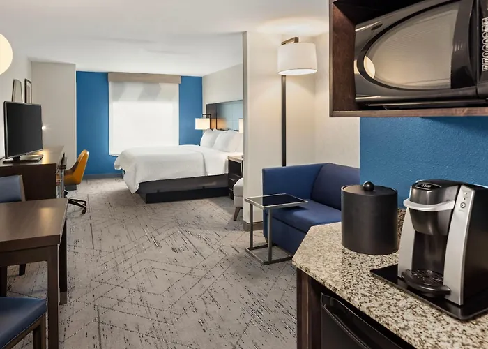 Express - Quad Cities Area By Ihg 2*