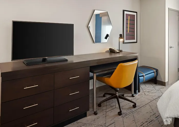 Hotel Express - Quad Cities Area By Ihg 2*