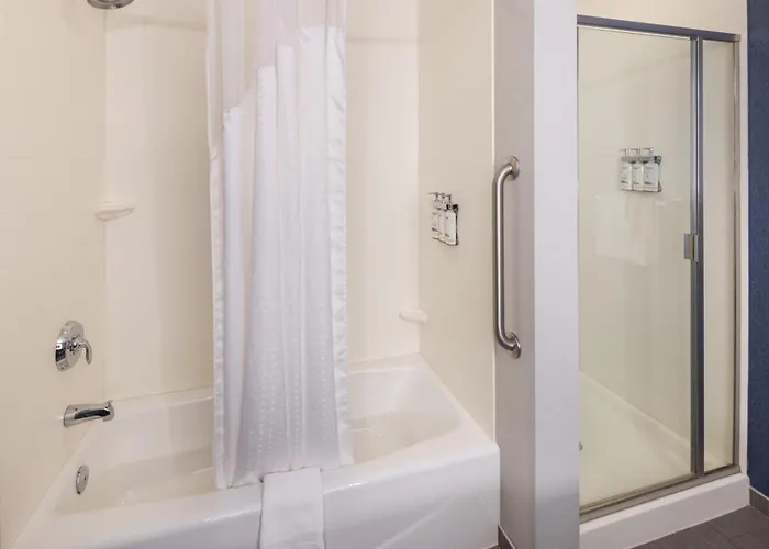 Express - Quad Cities Area By Ihg Moline