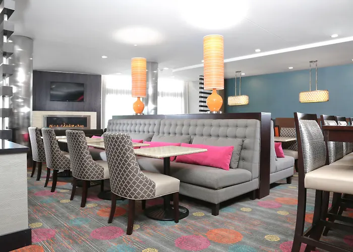 Hotel Express - Quad Cities Area By Ihg 2*