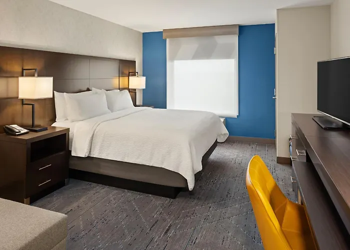 Express - Quad Cities Area By Ihg