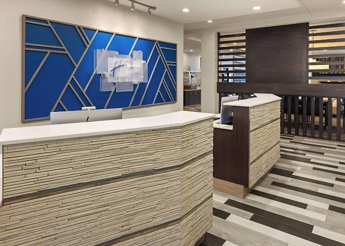 Hotel Express - Quad Cities Area By Ihg Moline