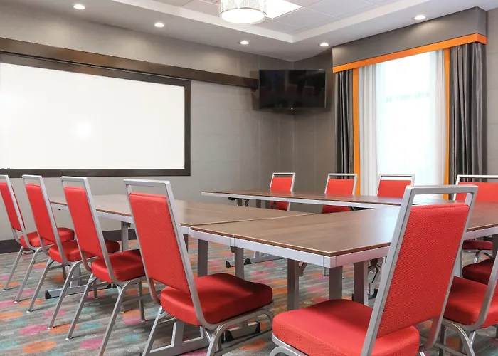 Express - Quad Cities Area By Ihg 2*