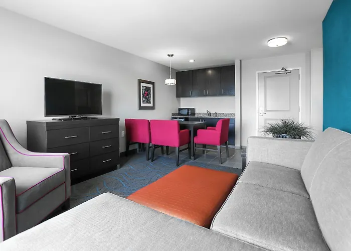 Hotel Express - Quad Cities Area By Ihg