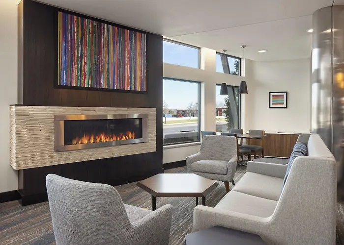 Hotel Express - Quad Cities Area By Ihg