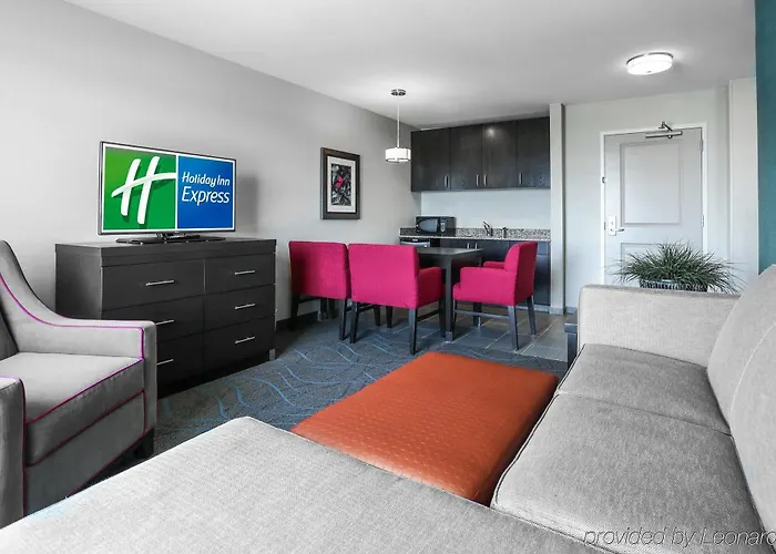 Hotel Express - Quad Cities Area By Ihg 2*